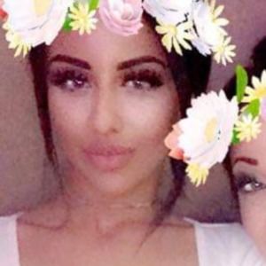 Meet your Posher, Selena